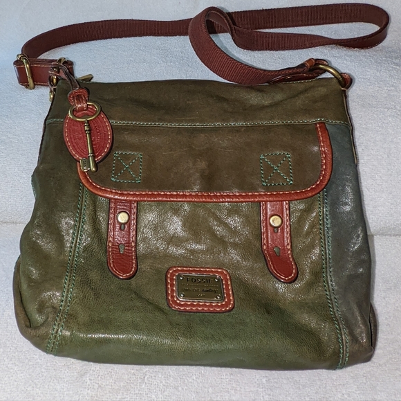 Vintage green leather Long Live Vintage crossbody bag. - Picture 6 of 13